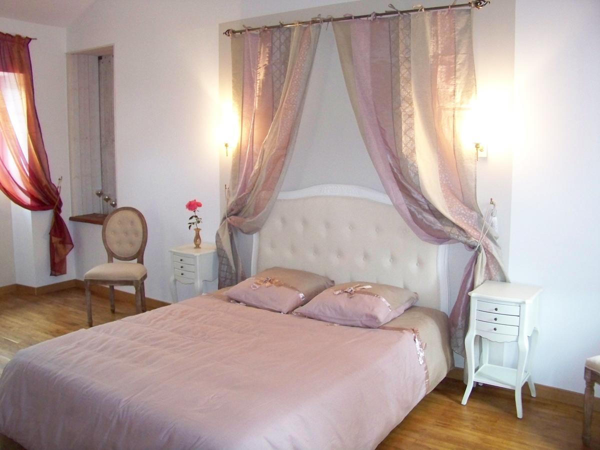 La Genoise Bed and Breakfast Tillieres Δωμάτιο φωτογραφία